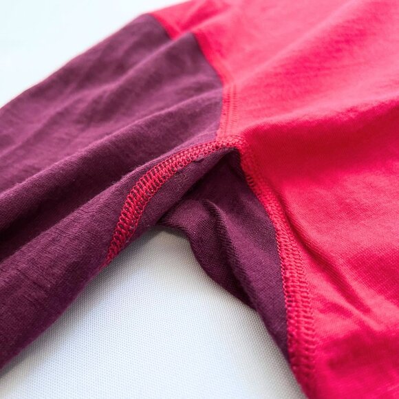 ICEBREAKER PURPLE PINK BODYFIT 200 MERINO WOOL RAGLAN SLEEVE HOODED LONG TEE TOP - Picture 6 of 11